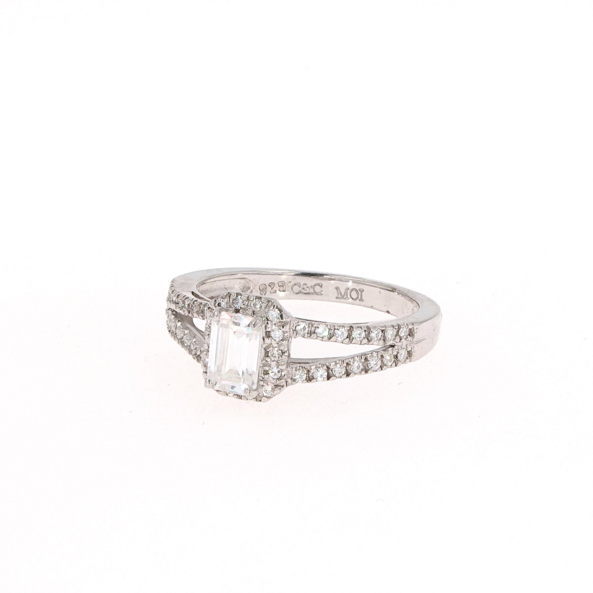 1.11 CTW DEW Emerald Forever One™ Moissanite Ring