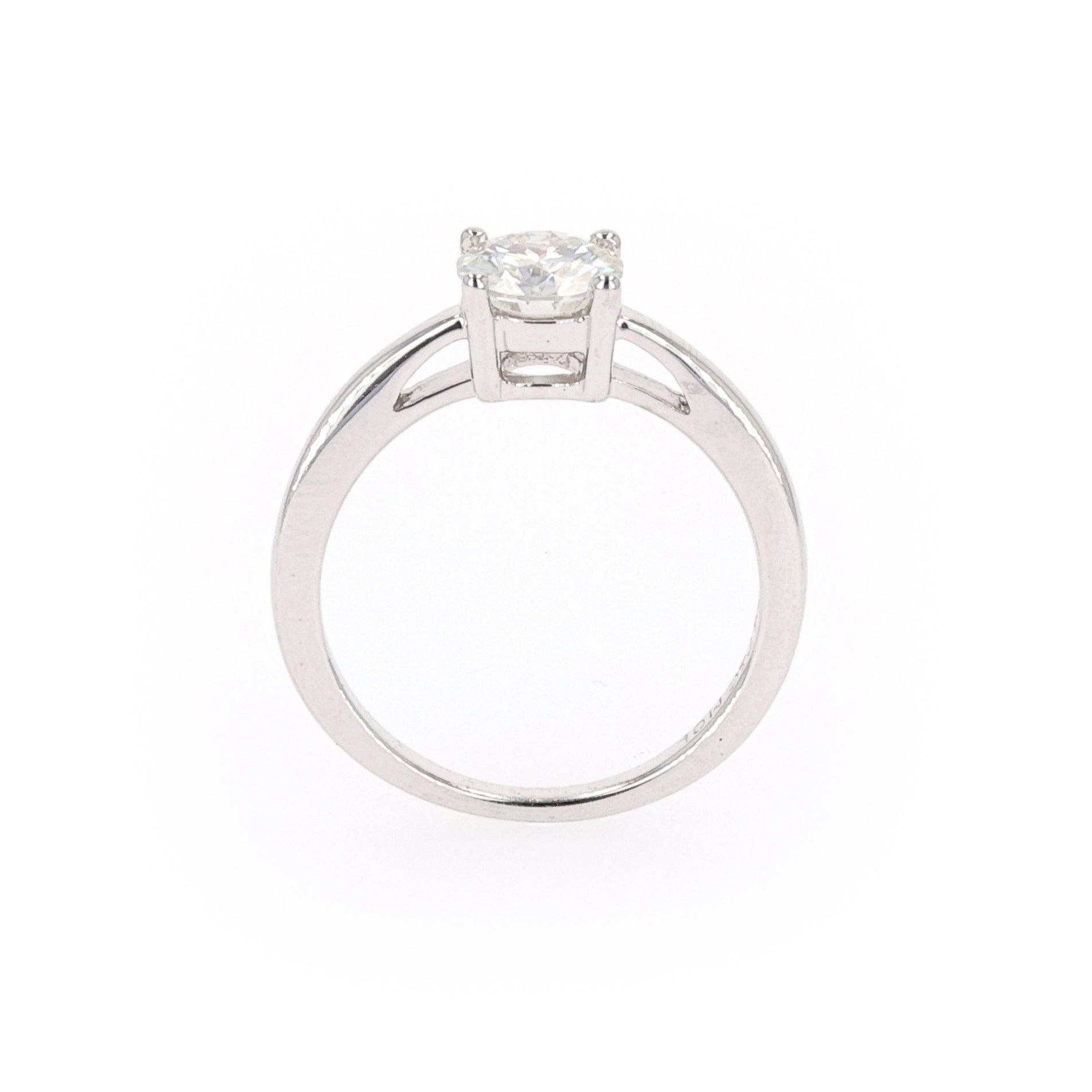 1.00 CTW DEW Round Forever Classic™ Moissanite Ring